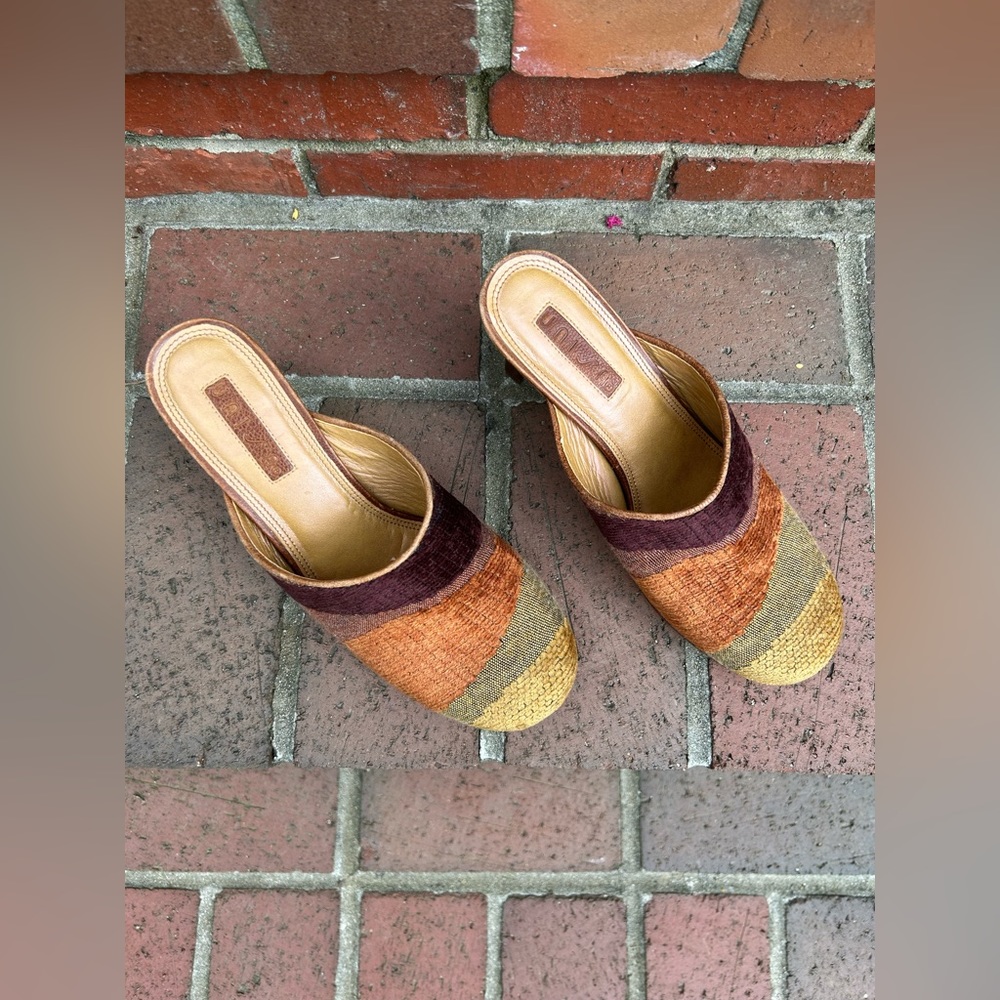 Vintage Tapestry Mules - Picture 5 of 6